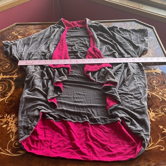ELLA MOSS sz XS/S/M gray & pink shawl cover up top shirt - Picture 4 of 5